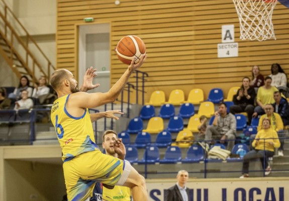 Corona Brașov, învinsă clar de AEK Larnaca în Europe Cup