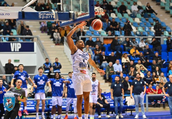 Victorie fără emoții pentru SCM Craiova în epilogul etapei a șasea