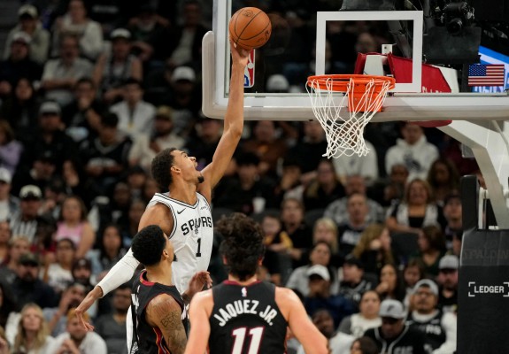 San Antonio Spurs înregistrează cel mai prolific start de sezon din istoria francizei
