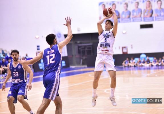 Victorie fără emoții pentru SCM U Craiova în duelul cu CSM Târgu Jiu