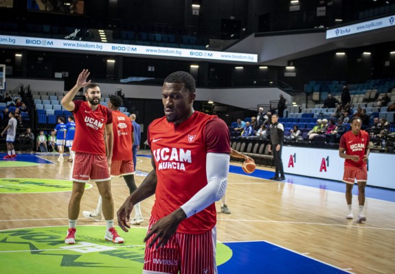 UCAM Murcia, echipa lui Emi Cățe, a bifat al patrulea succes consecutiv în toate competițiile