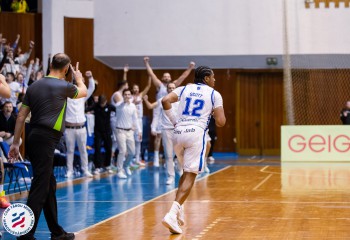 CSM Târgu Mureș câștigă cu greu în fața lui CSM Târgu Jiu, în prologul etapei a 9-a