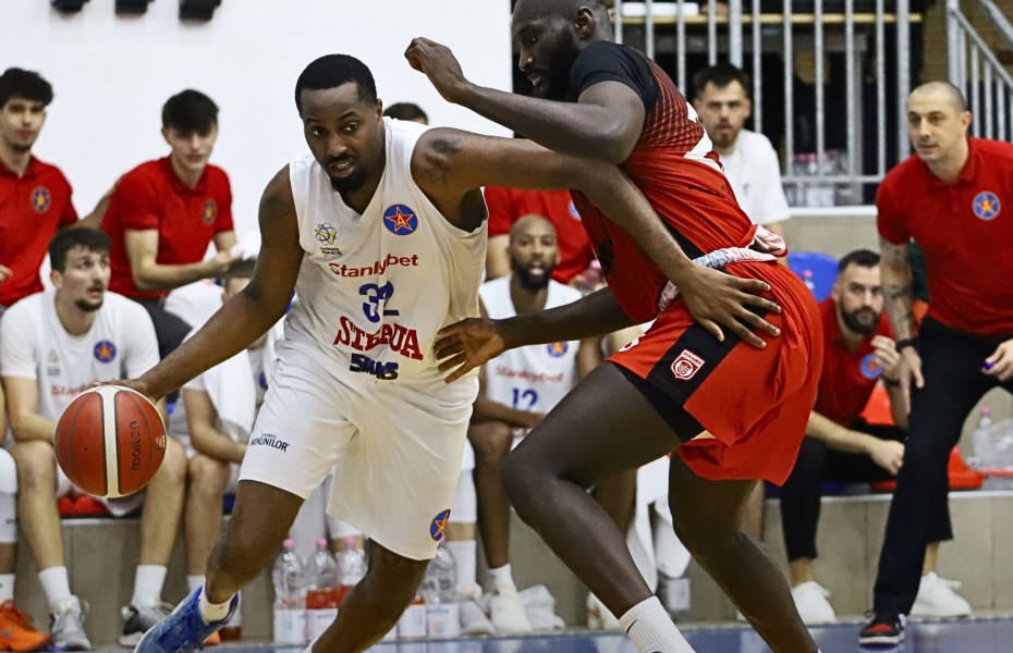 Steaua București câștigă destul de clar contra rivalilor de la Dinamo