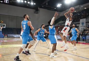 CSM Oradea se califică în Top 16 FIBA Europe Cup, după succesul cu Petkim Spor