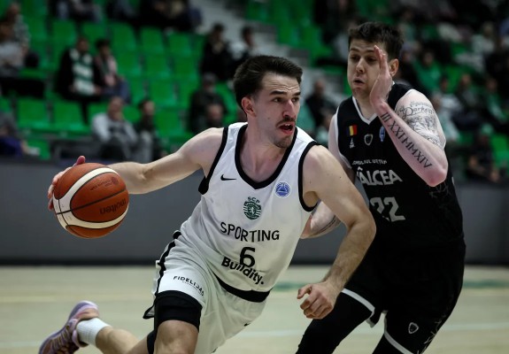 CS Vâlcea pierde clar și returul cu Sporting Lisabona