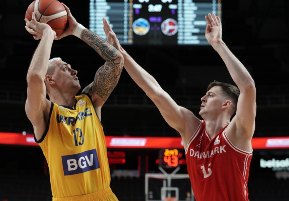 Vyacheslav Bobrov, din nou în double-double pentru Ucraina, în victoria cu Danemarca