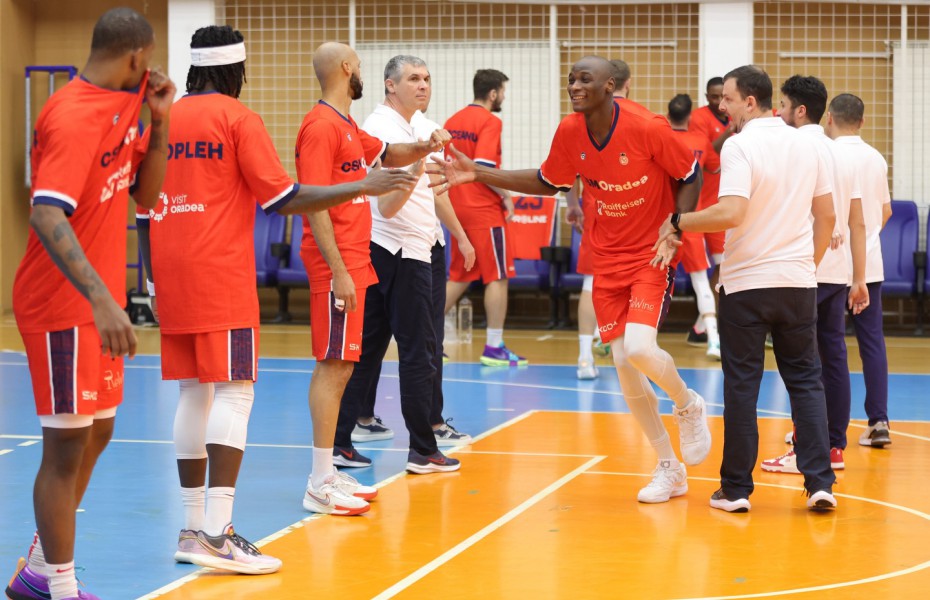 Victorie fără emoții pentru CSM Oradea în prologul etapei a 11-a