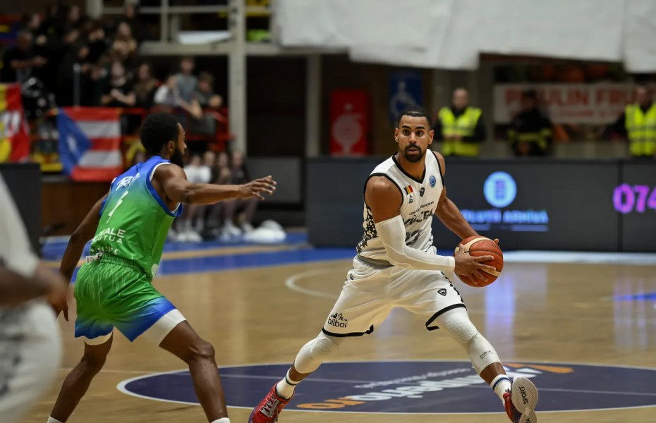 Gian Clavell se accidentează la primul antrenament cu AEK Atena