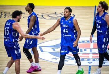 VIDEO. Elijah Stewart, autorul unui game-winner după un final inedit în meciul cu Tofaș Bursa din BCL