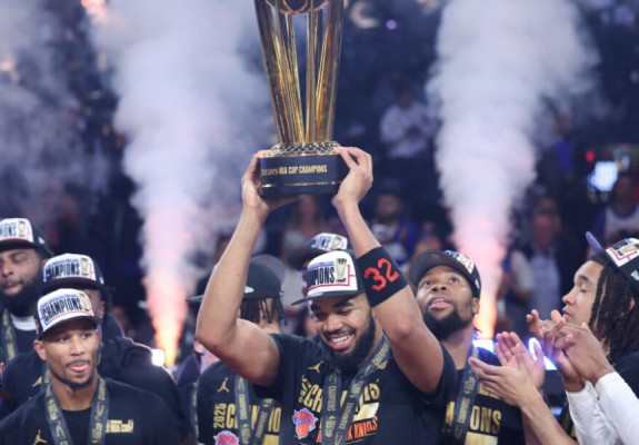 New York Knicks a trecut de San Antonio Spurs în finala Cupei NBA