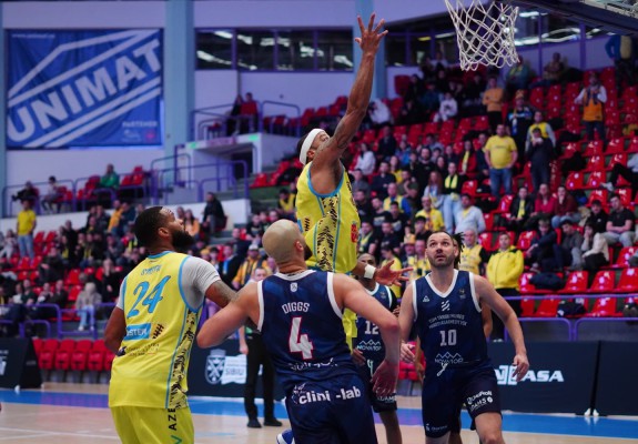 CSU Sibiu câștigă la limită turul cu CSM Târgu Mureș