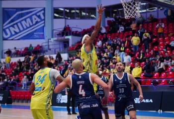 CSU Sibiu câștigă la limită turul cu CSM Târgu Mureș