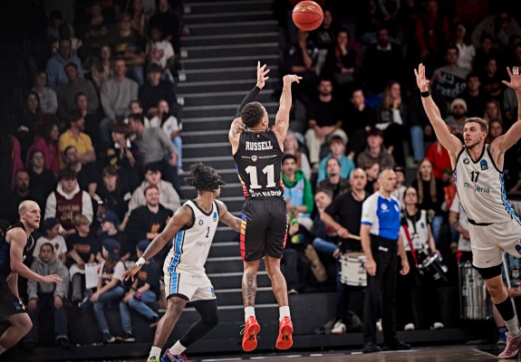 De ce a lipsit Daron Russell în partida cu Krka