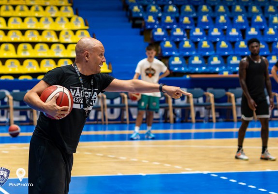 Ciprian Enache ar urma să devină antrenor principal la CS Vâlcea