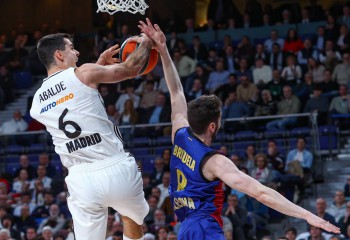 Barcelona se impune în El Clasico după o pauză de aproape doi ani de zile