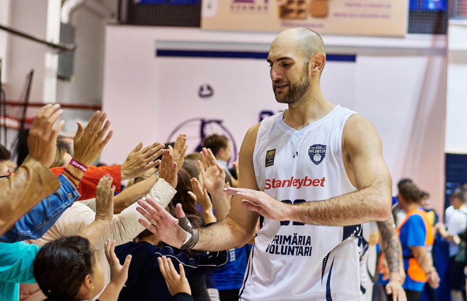 Alex Olah va rata tot restul sezonului din cauza unei accidentări