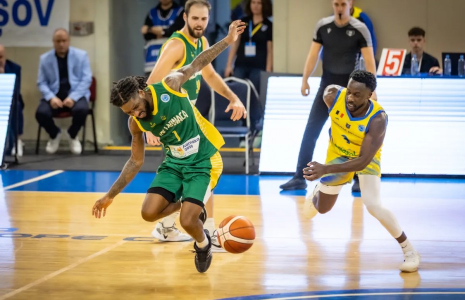 Liderii statistici și recordurile stagionale înregistrate la jumătatea sezonului regulat