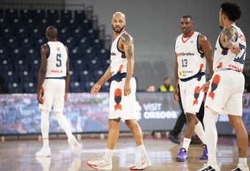 Kris Richard s-a accidentat la antrenamentele Oradiei și va lipsi pentru o perioadă lungă