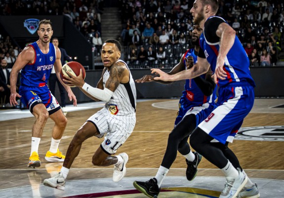 U-BT Cluj-Napoca își propune să obțină al cincilea succes consecutiv în Liga Adriatică, în deplasarea de la KK Igokea