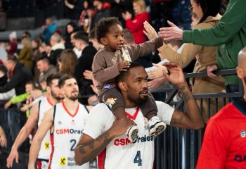 Victorie categorică pentru CSM Oradea în fața lui CSM Târgu Jiu