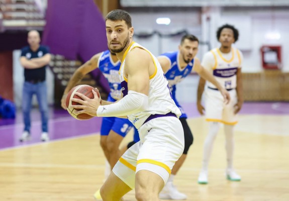 SCM Timișoara bifează o nouă victorie importantă în ultimul meci al zilei de sâmbătă