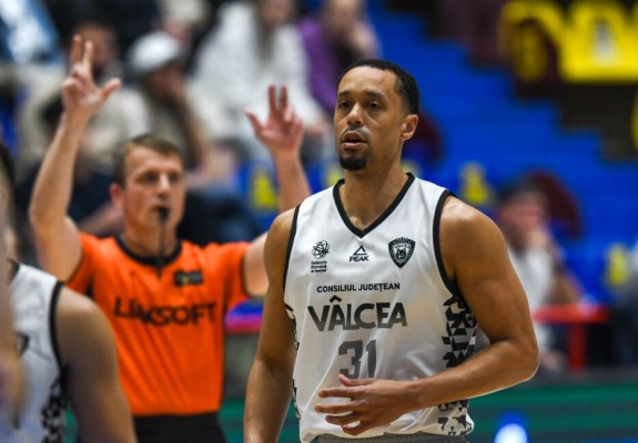 A venit rândul lui John Jenkins să o părăsească pe CS Vâlcea