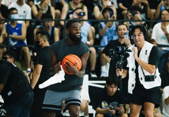 Debut excelent pentru Jonathan Stark la Dinamo București