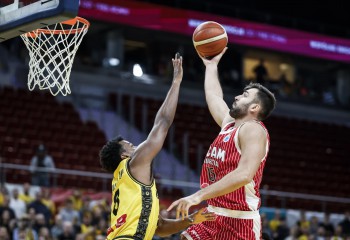 Prestație impresionantă pentru Emi Cățe, în eșecul din thriller-ul cu dubla campioană din Champions League