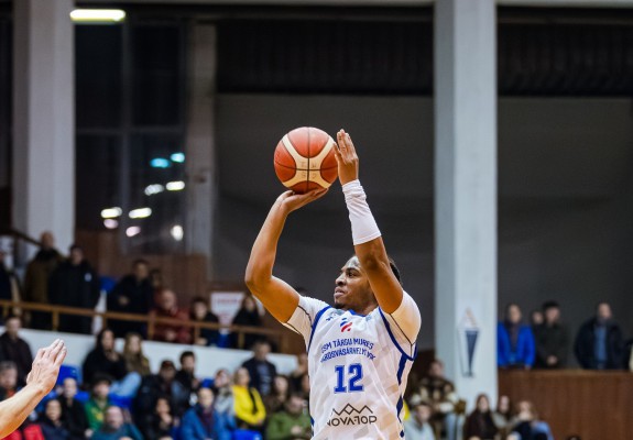 CSM Târgu Mureș tremură pe final, dar câștigă cu Petrolul Ploiești