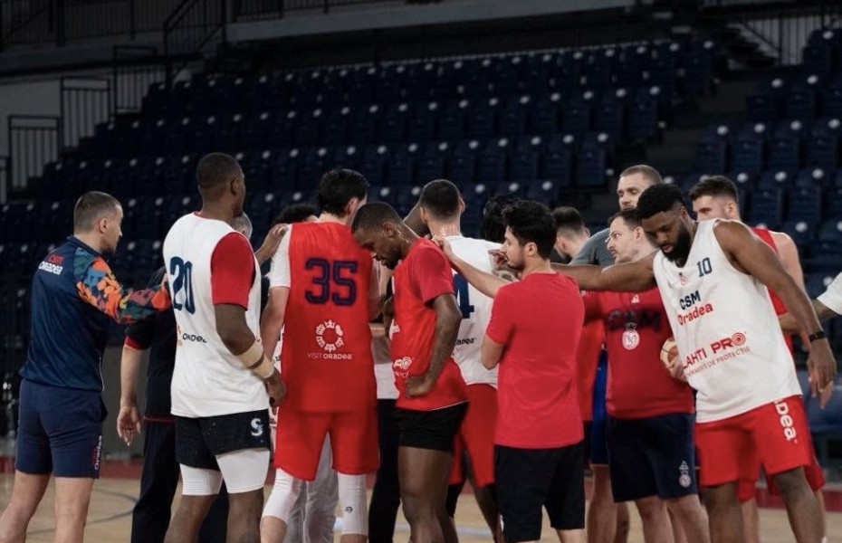 CSM Oradea câștigă la pas duelul cu CS Vâlcea 1924