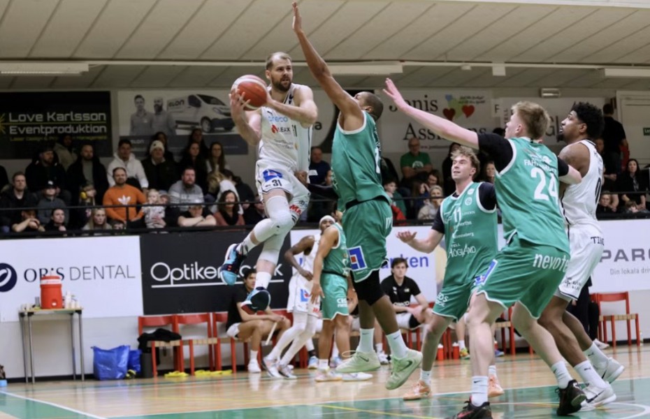 Köping Stars înregistrează al treilea succes din ultimele patru meciuri în campionatul Suediei