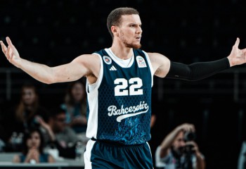 Încă un conducător de joc ex-NBA naturalizat de Turcia