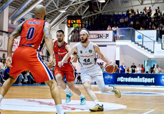 CSO Voluntari domină autoritar și câștigă prima bătălie din luna februarie cu CSM Oradea