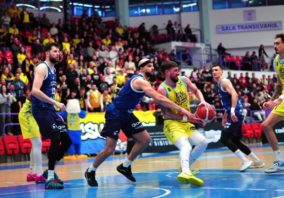 CSU Sibiu câștigă pe teren propriu și continuă să spere la un loc în Play-Off