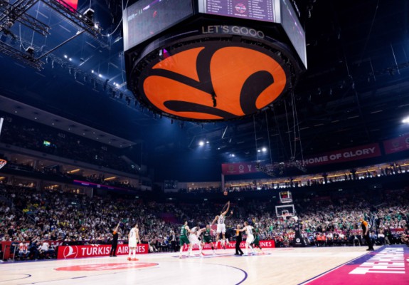 Spectacol în EuroLeague.VIDEO