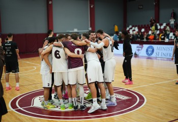 Victorie categorică pentru Rapid București în fața lui CSM Târgu Jiu