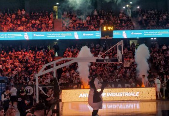 Galerie Foto. U-BT Cluj-Napoca luptă cu Aris Salonic pentru un loc în faza eliminatorie din EuroCup