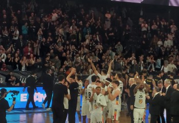 Galerie Foto. U-BT Cluj-Napoca luptă cu Aris Salonic pentru un loc în faza eliminatorie din EuroCup