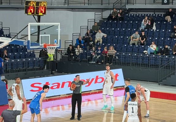 Final 8 Oradea. U-BT Cluj nu a avut milă de Steaua București în sferturile Cupei României