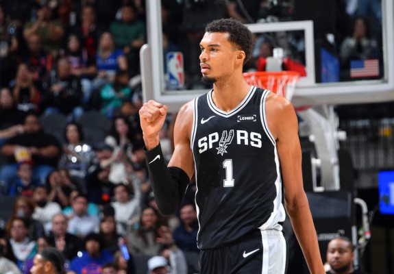 Victor Wembanyama semnează un nou contract de 9 cifre cu San Antonio Spurs