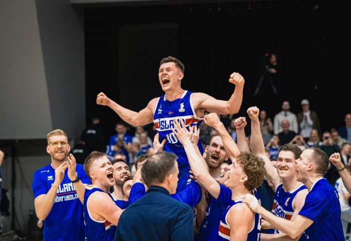 Islanda revine de la un deficit de 21 de puncte și câștigă în ultima secundă cu Lituania. VIDEO