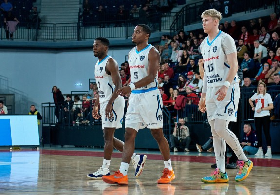 Victorie cu emoții pentru CSO Voluntari în fața lui CSM Ploiești