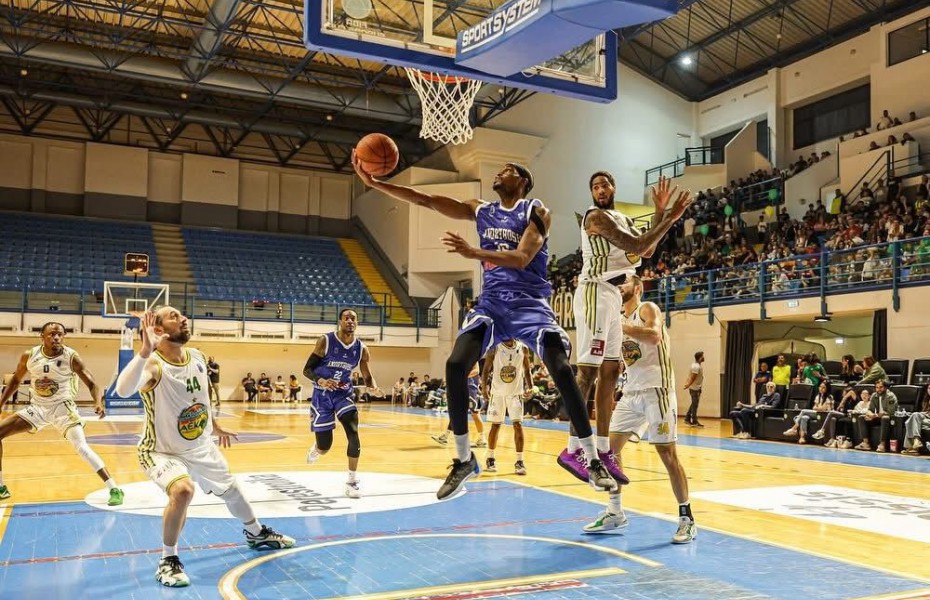 Kentwan Smith revine în România