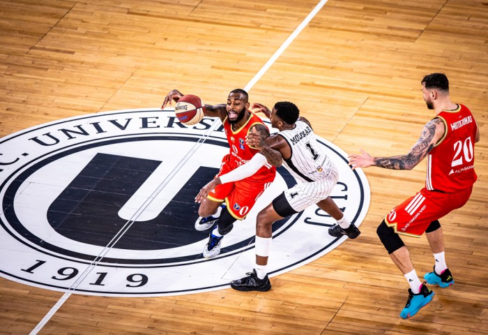 U-BT Cluj-Napoca a sperat timp de o repriză la victorie în fața Stelei Roșii Belgrad