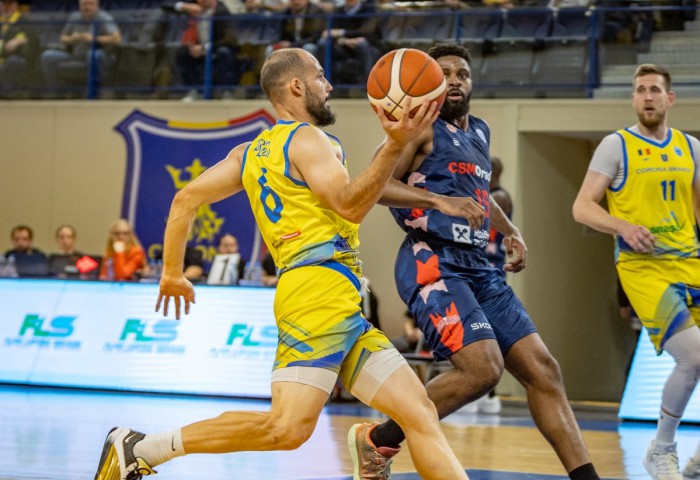 VIDEO. Faza suspectă care a facilitat victoria lui CSM CSU Oradea sub Tâmpa