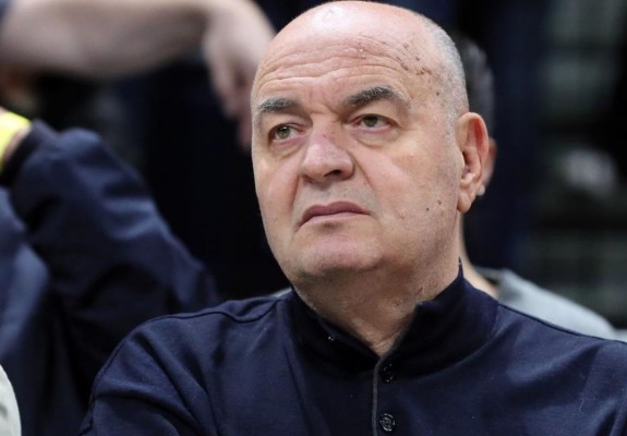 Dusko Vujosevic, internat în spital