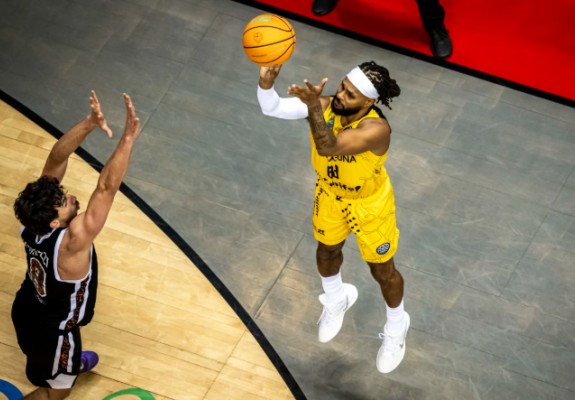 Primul meci pentru Patty Mills în Europa