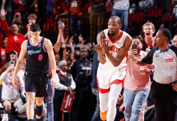 VIDEO. Kevin Durant l-a depășit pe Michael Jordan și a urcat în clasamentul all-time al punctelor marcate în NBA