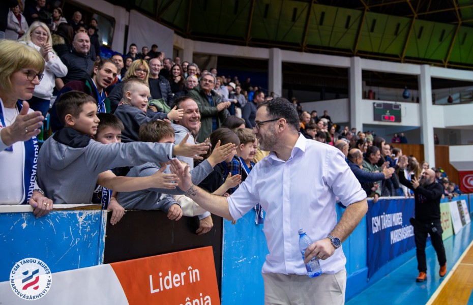 Peter Farago a demisionat din funcția de antrenor principal al lui CSM Târgu Mureș