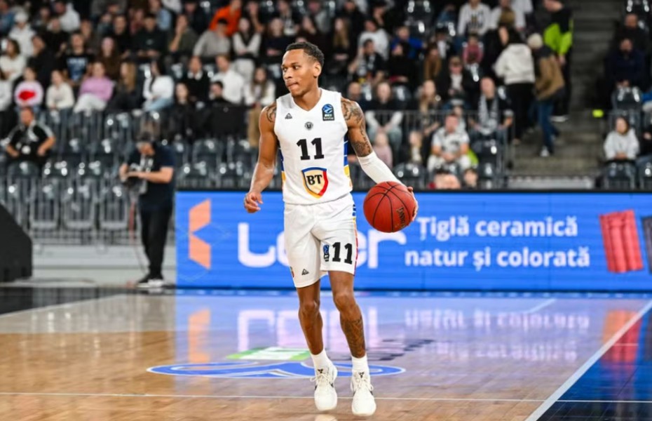 Daron Russell: „Fanii ne-au ridicat când eram jos.”